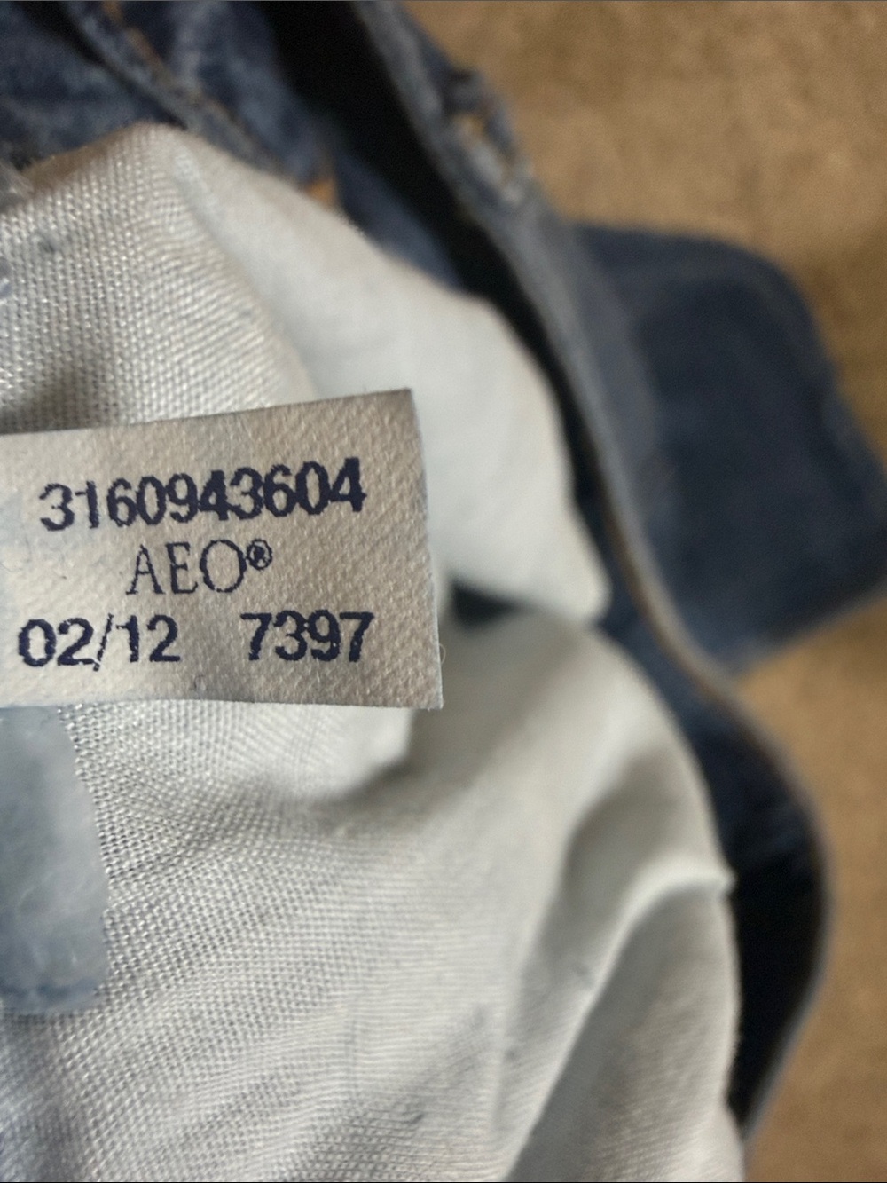 American Eagle Light Blue Wash Boy Fit Distressed Denim Jeans SKU1555 - Picture 6 of 12